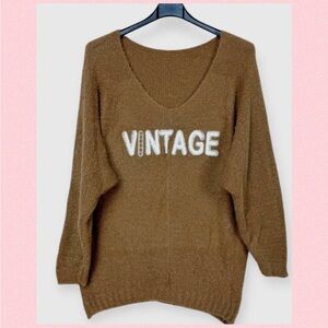 🌟V-neck Sweater with “Vintage” Inscription🌟